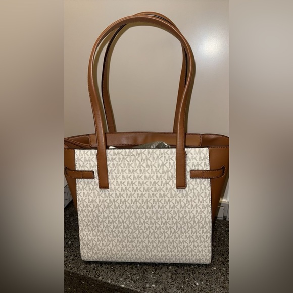 Michael Kors Carmen Vanilla Large Top Zip Tote Shoulder Bag MK Signature - Picture 2 of 8